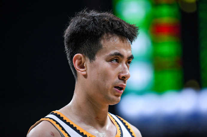 爱游戏体育中心-辽篮官宣：赵继伟确定复出战新疆 此前因肌肉拉伤缺席前14场