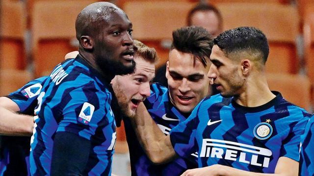 爱游戏体育中心-下半程强强对话不落下风 能打硬仗的国米就是强